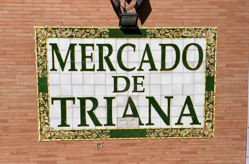 Mercado de Triana Sign